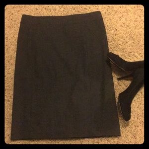 EXPRESS Gray pencil skirt